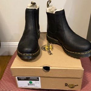 Dr. Martens 2976 Leonore Chelsea Boot